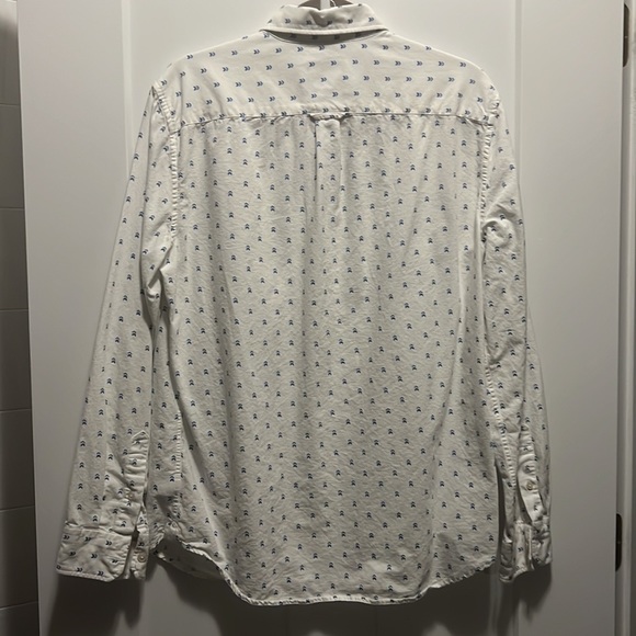 American Eagle Button Down Blue and White Medium Casual Shirt. - Picture 3 of 3